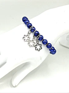 Cute Blue Glass Beaded Snowflake Charm Stretch Bracelet 7.5" Hanukkah Christmas - Picture 1 of 4