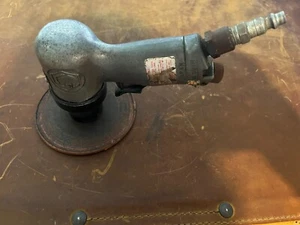 Matco Tools 3 - 5" High Speed Air Pneumatic Sander MT1788 - Picture 1 of 4