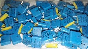 TAPAS DE TONO DE GUITARRA LÁMINA PARA MASCOTAS WIMA FKS3 6.8nF 6800pF 630V LÁMINA DE MASCOTA 20 piezas para audio! - Imagen 1 de 1