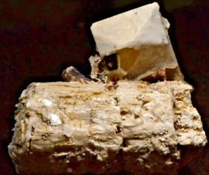 XRARE ANALCIME PS CANCRINITE!! 4 X 4 X 4 CM, MONT-SAINT-HILAIRE, QC, CANADA - Picture 1 of 4