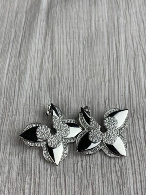 Pendientes colgantes vintage Louis Vuitton de plata con encanto Foto 1 de 4