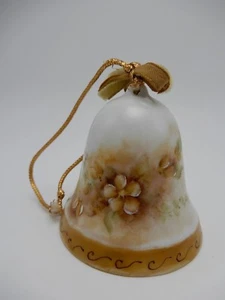 Vintage Hand Painted Porcelain Bell Signed G Platt 2 3/4 Inch High - Imagen 1 de 10