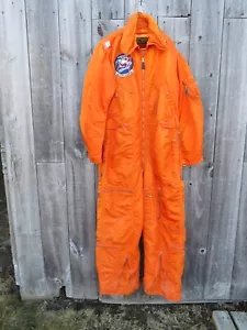 1960 USAF CWU-1/P Winter Flight Suit & 132nd FTR-INTCP SQ. Patch & Captain Bars - Picture 1 of 6