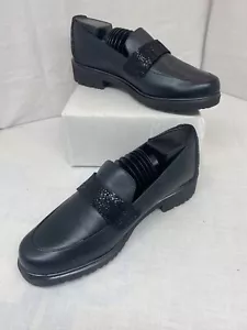 Munro Women Geena Loafers Size 8.5 M Black Leather Slip On Shoes Comfort - Picture 1 of 10