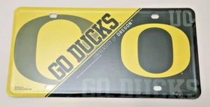 Oregon Ducks NCAA " Split Design " Metal License Plate - Picture 1 of 1