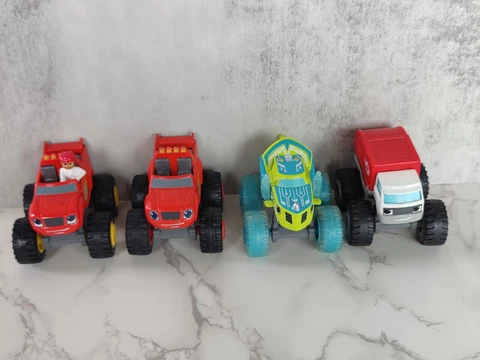 Lot of 4 Nickelodeon Blaze and the Monster Machines Die Cast Lot Aj Debris Zeg Cover
