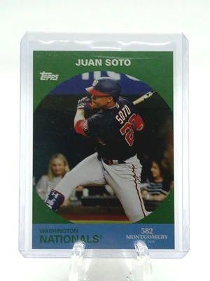 Juan Soto 2022 Topps 582 Montgomery Club LOST DESIGN #14 Washington Nationals - Image 1 of 2