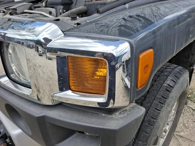 Used Turn Signal / Parking Light Assembly fits: 2008 Hummer H3 Park Lamp-Turn Si - Image 1 of 4