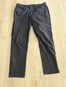 Lululemon Hose Herren 32x28 schwarz ABC Slim Fit Warpstreme Stretch atmungsaktiv GETRAGEN - Bild 1 von 10