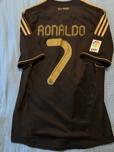 Cristiano Ronaldo Real Madrid 11/12 Jersey Black And Gold - Picture 1 of 5