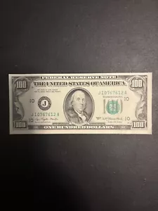 Uncirculated Small Head $100 bill (One Hundred Dollar Bill) - Series 1977 - Picture 1 of 3