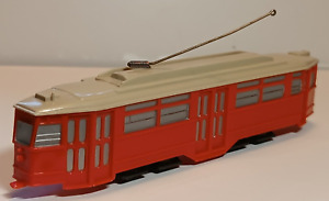 Wiking unverglast -  Straßenbahn Triebwagen orangerot - CS 222/1A