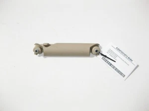Mercedes-Benz A2047431672 8N84 Base of the inner handle on the trunk trim be... - Picture 1 of 8