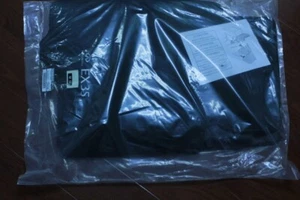 2007-2012 INFINITI EX35 FACTORY OEM BLACK FLOOR MATS SET BRAND NEW NEVER OPEN - Picture 1 of 3