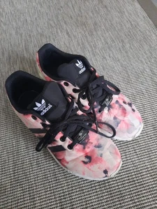Damen Adidas Sport Schuhe Gr.37.5 Gebraucht - Bild 1 von 5