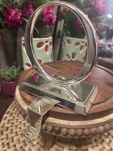 RARO porta calze natalizio fienile in ceramica lettera O base in feltro tono argento - Foto 1 di 9