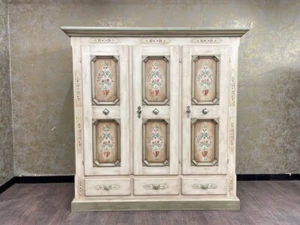 Voglauer Wardrobe Antique White Anno 1700 Farmhouse Handpainted Solid - Picture 1 of 13