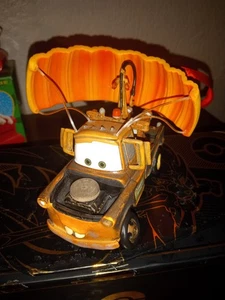 Disney Pixar Cars TOW MATER Fallschirm Weihnachtsschmuck Disney Store 2011 - Bild 1 von 5