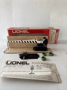 Vintage Lionel O Scale Automatic Crossing Gate Item 6-2152 NEW NIB NOS - Picture 1 of 12