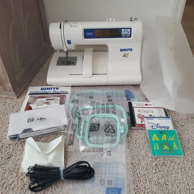 White W3300 Computerized Sewing Embroidery Machine Bundle WORKS GREAT - Image 1 of 4