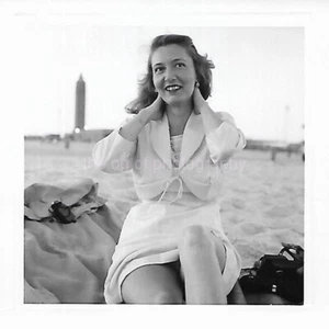 FOTOGRAFÍA ENCONTRADA Mujer AS SHE WAS Instantánea en Blanco y Negro ORIGINAL 49 42 O - Imagen 1 de 1