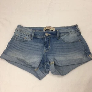 Hollister Women’s/Girls Distressed Jean Shorts Size 5 W27 - Picture 1 of 6