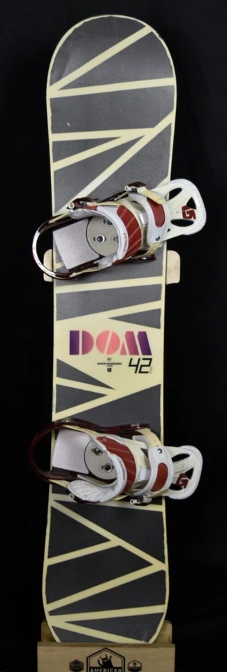 BURTON DOMINANT SNOWBOARD TALLA 142 CM CON FIJACIONES BURTON MEDIANAS Foto 1 de 4