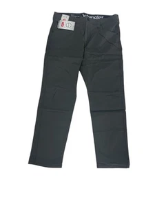 Wrangler Men's Stretch Performance 5-Pocket Pants Peat Moss 38x30 Regular Taper - Picture 1 of 4