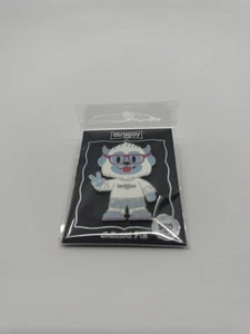 Thrilljoy Block Party Exclusive Pix Bloo Collectible Pin LE 500 Sealed SDCC 2025 - Picture 1 of 2