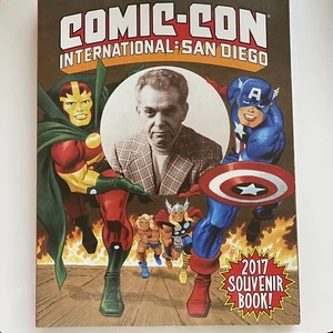 Comic-Con San Diego Souvenir Book - 2017 - Picture 1 of 3