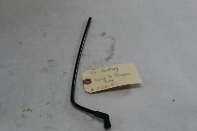 Tubo Harley Davidson Valve To Atmosphere 2005 Road King negro/rojo 27291-97 fabricante de equipos originales Foto 1 de 3