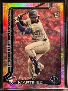 2025 Topps Series 1 - Holiday Flowers Orelvis Martines (RC) 41 /50 Blue Jays - Picture 1 of 2