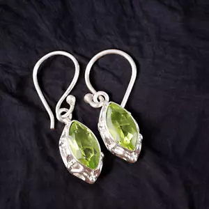 Green Peridot Gemstone 925 Sterling Silver Earring Handmade jewelry Earring Gift - Picture 1 of 3