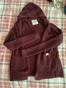 Abercrombie Kids Cardigan Sweater Girls Size 9/10 burgundy with hood and pockets - Picture 1 of 3