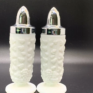 Vintage Westmoreland Grapes Paneled Milk Glass Salt & Pepper Shakers - Picture 1 of 7