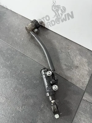 Главный цилиндр заднего тормоза Yamaha MT09 SP 2023 BREMBO 2024-2025 только 2634 от оригинального производителя - Изображение 1 из 4