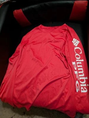 Camisa Columbia PFG Rosa Manga Larga Omni-Sombra Rendimiento Top Mujer’s Pequeña Foto 1 de 4