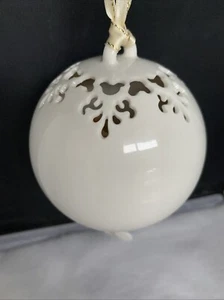Disney Mickey Mouse White Christmas Potpourri Ornament 2005 Holiday Collectable - Picture 1 of 8