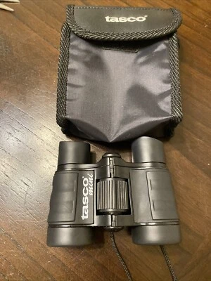 TASCO 25-4x30BK 643'@1,000 yrds Compact Binoculars With Case Black - Image 1 of 4