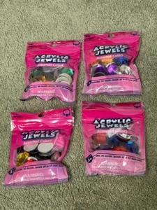 4 PKGS ACRYLSCHMUCK - FLATBACK - KLEBEND GESAMT 160 GROSSE VERSCHIEDENE STÜCKE - Bild 1 von 1