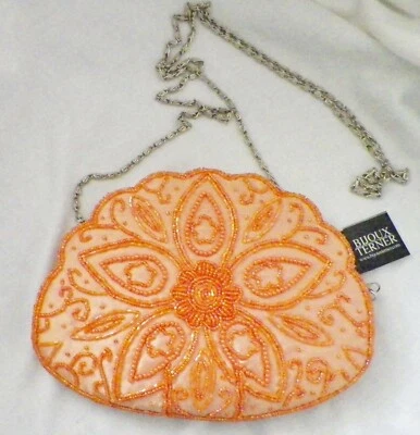 Bolso de mano Bijoux Terner satinado con cuentas Foto 1 de 2