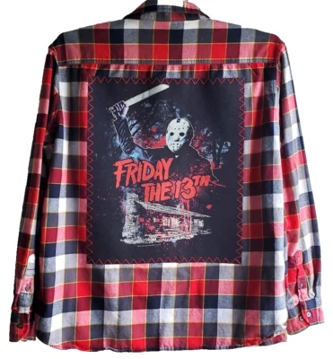 Camiseta de flanela upcycled JASON sexta-feira 13 horror gráfico camiseta volta Halloween - Imagem 1 de 4