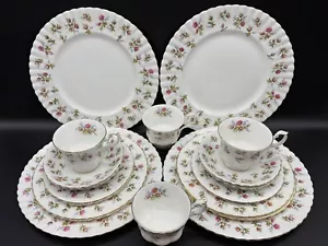 Royal Albert Winsome 5 Piece Place Setting x 4 Bone China England 20 Pieces - Picture 1 of 3
