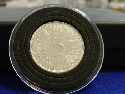 Germany 1974 F 5 Mark  - Beautiful Silver Coin - See Pictures - Image 1 of 2