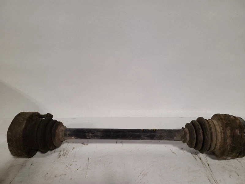 Eje eje trasero eje pasante 10/99 se adapta a 95-00 BMW 740i 1702862 Foto 1 de 4