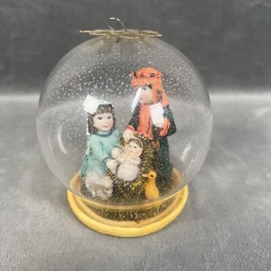 Vtg Nativity Holy family nativity glass Cloche christmas Ornament - Picture 1 of 5