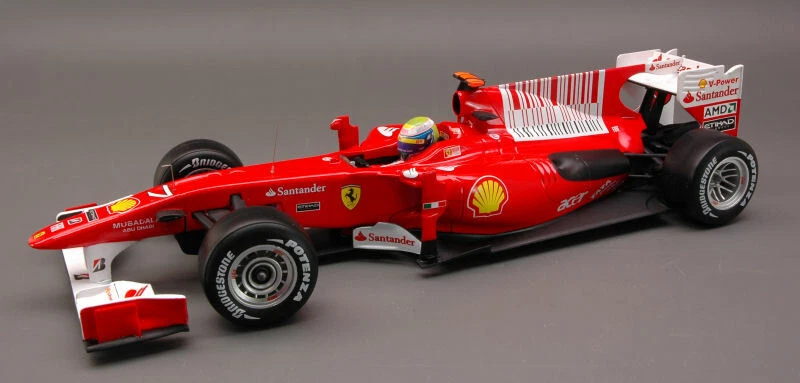 Ferrari F10 Felipe Massa 2nd Bahrain GP 2010 1:18 Model T6288 HOT WHEELS - Immagine 1 di 2