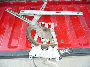 93-97 Intrepid/Concorde/LHS/New Yorker right Front Window Motor/regulator - Picture 1 of 2