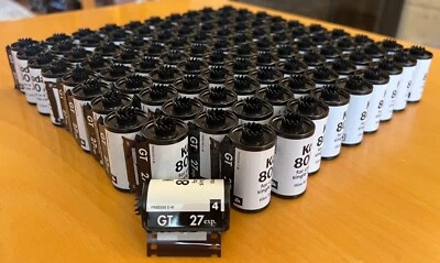 100 EMPTY WHITE 800 KODAK 35mm film canisters cartridges leaders out bulk load - Image 1 of 4