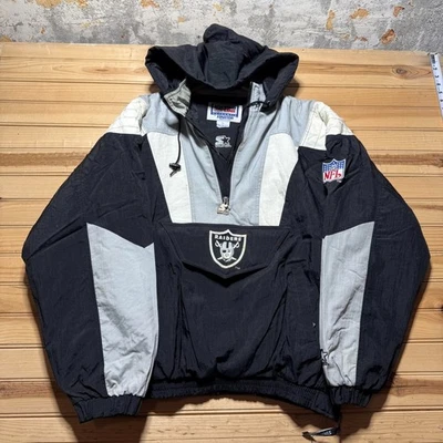 Jaqueta Anorak Vintage Anos 90 Las Vegas Raiders NFL Bordada com Zíper com Capuz - Grande - Imagem 1 de 4